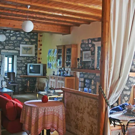 Neion Guest house 3*